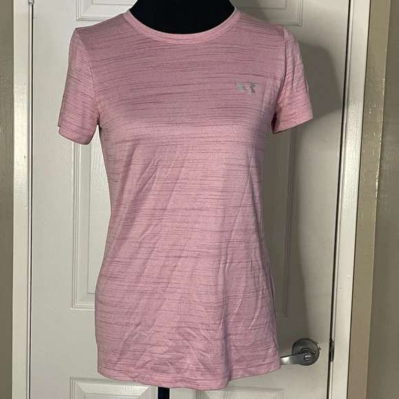 Under Armour Mauve Loose Fit  Short Sleeve Top SMALL - Picture 1 of 7